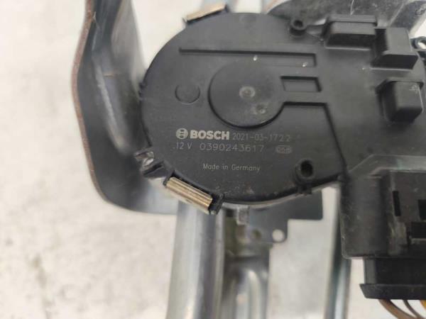 MOTEUR D ESSUIE GLACE BMW - Vue 3